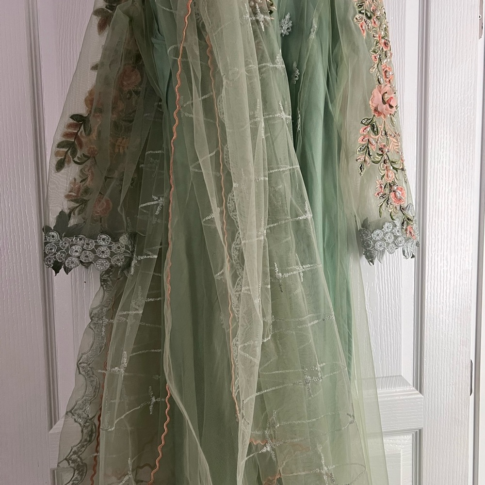 Pakistan Indian dress